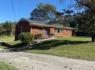 424 Bridge View Rd, Knoxville, TN 37914