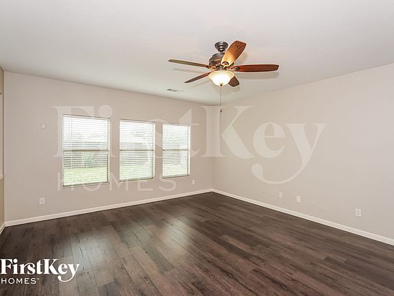 2nd image of 8057 Plateau Dr