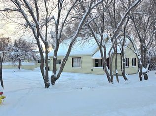 4801 N 50th Ave, Mayerthorpe, AB T0E 1N0