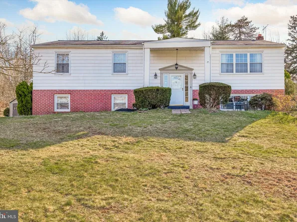 998 Anders Rd, Lansdale, PA 19446