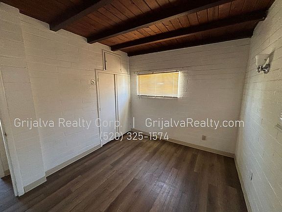 5th image of 332 E Alturas St #334