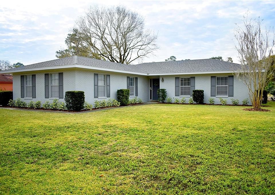 1st image of 3419 Lori Ln N