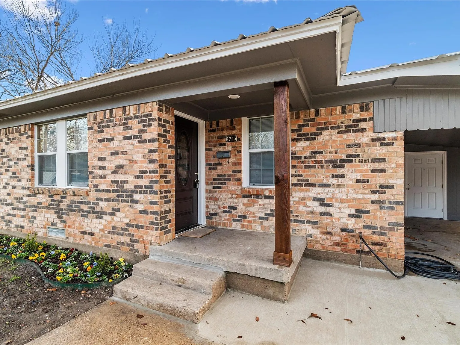 3 bed, 1400 sqft, $1,595 — Photo 1