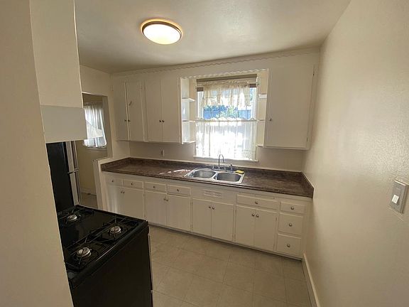 3rd image of 2506 Parker Ave #A
