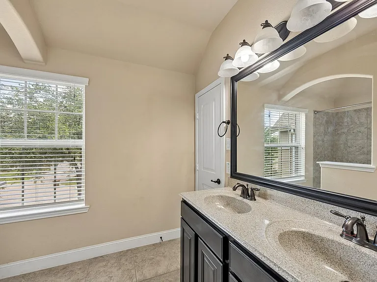 27903 Hunters Rock Ln — Photo 28