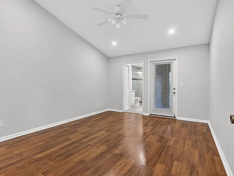 100 Ironwood Dr #133 — Photo 13