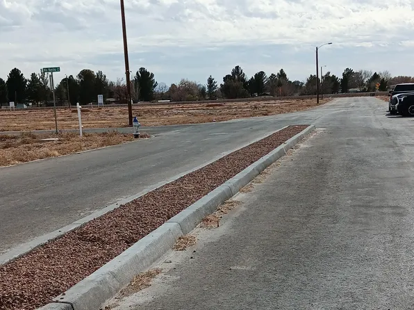 5695 Rio Bonito Cir, El Paso, TX 79932