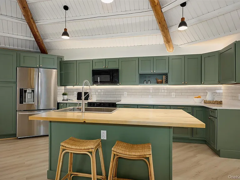 568 Oak Summit Rd — Photo 19
