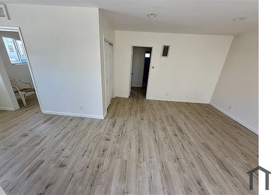 3rd image of 1647 W 80th St APT 3