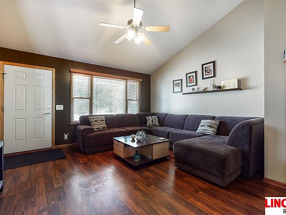 4th image of 1409 Meadow Lark Ct