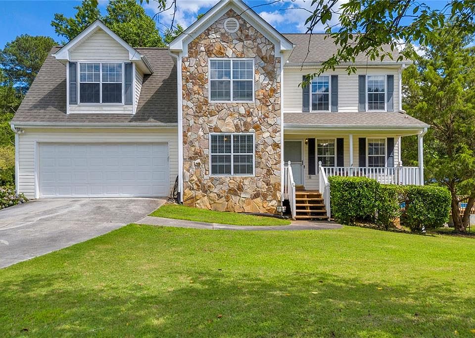 1st image of 684 Doe Ln
