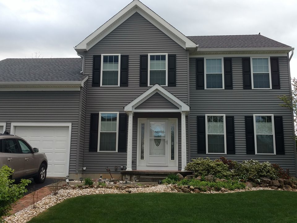 1st image of 2560 Clark Pl