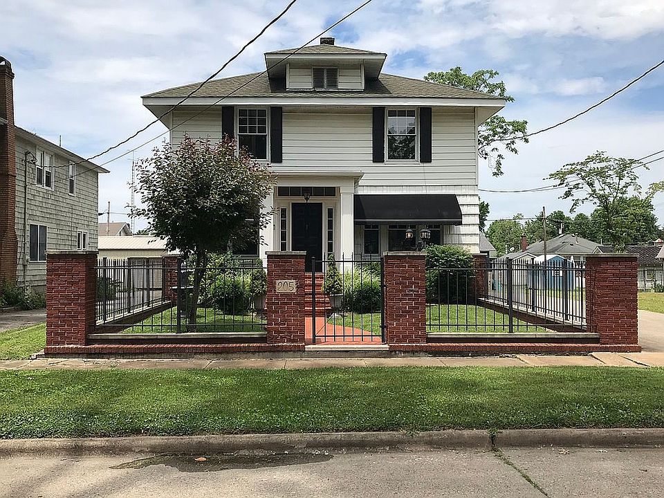 205 W 5th Street Home