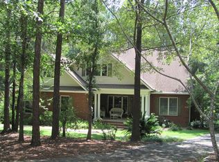 435 Burketts Ferry Rd, Hazlehurst, GA 31539
