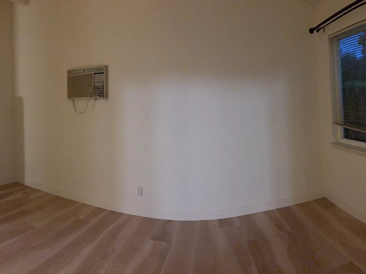 1 bed, 725 sqft, $2,850 — Photo 2