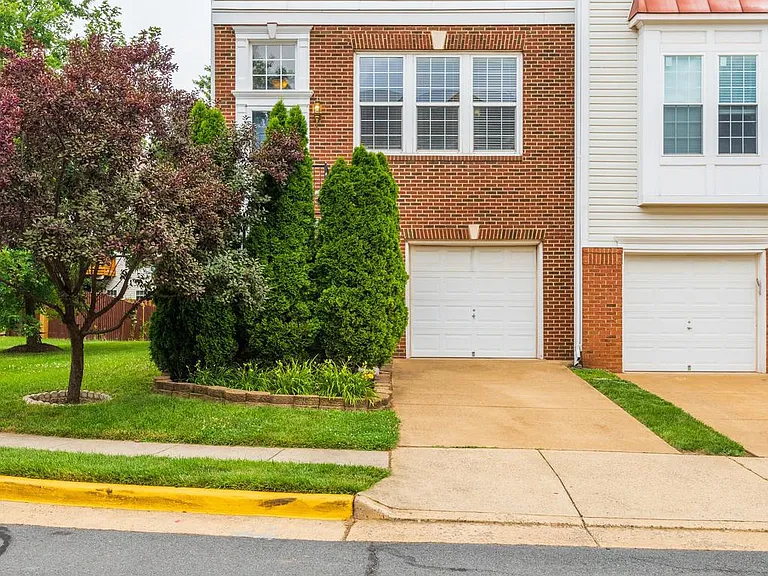 43794 Virginia Manor Ter — Photo 2