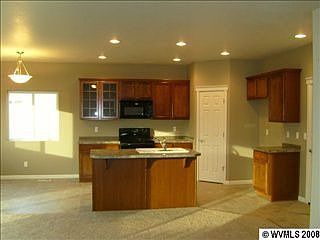 2nd image of 758 Morning Glory Dr