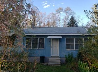 1 Ruth St, Hopatcong, NJ 07874