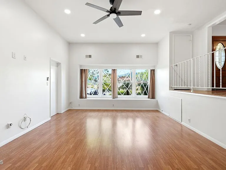 3153 Orange Ave — Photo 24