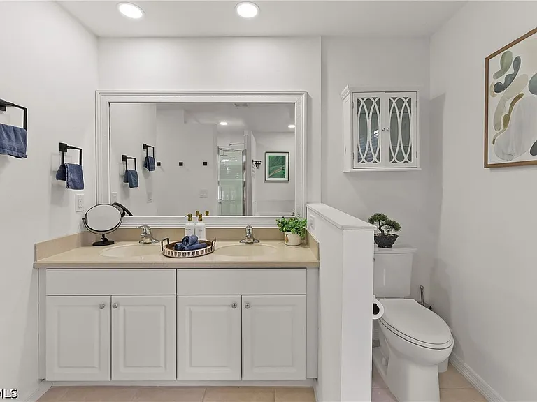 1801 Everest Pkwy — Photo 38