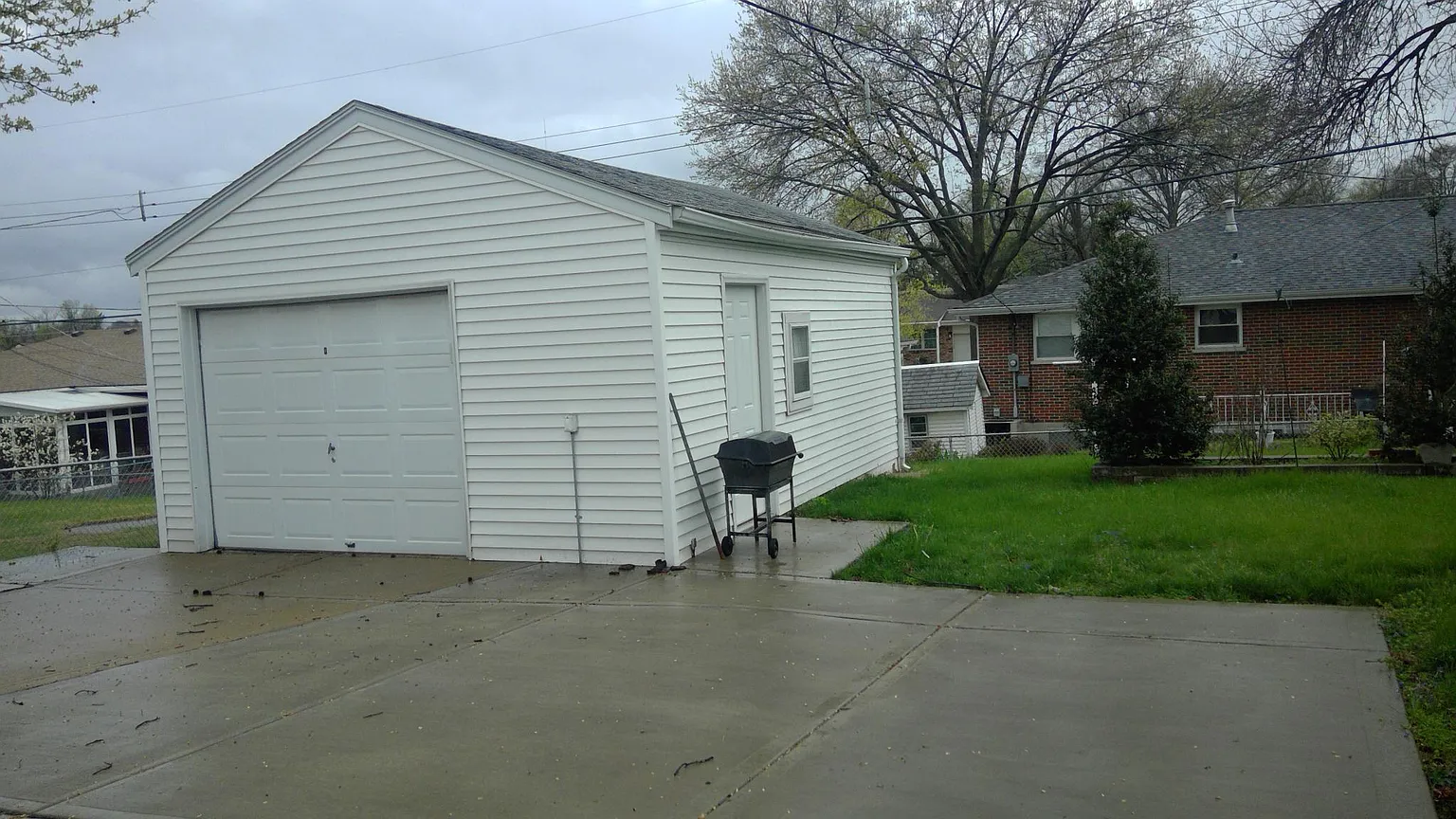 4354 Fatima Dr photo 1