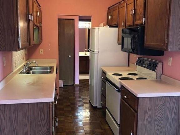 4th image of 66 9th St Unit 2706