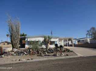 2525 Honeybear Dr, Lake havasu city, AZ 86404