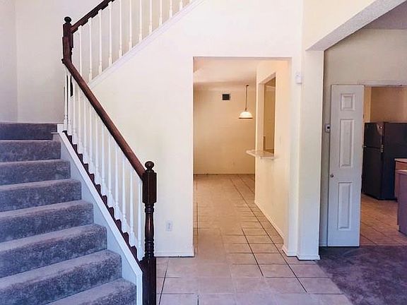 3rd image of 2701 Crystal Falls Dr