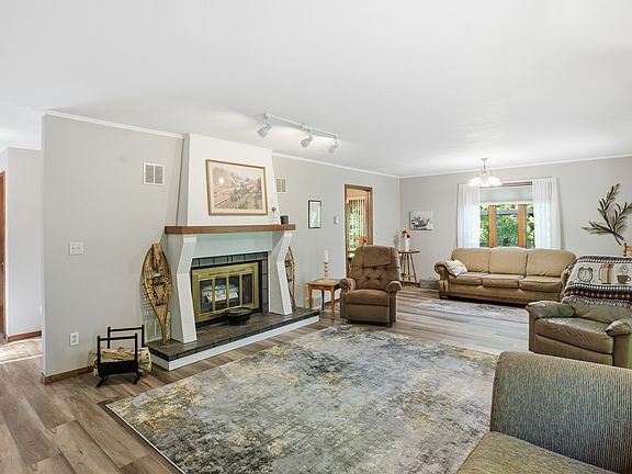5th image of 1767 28th Avenue