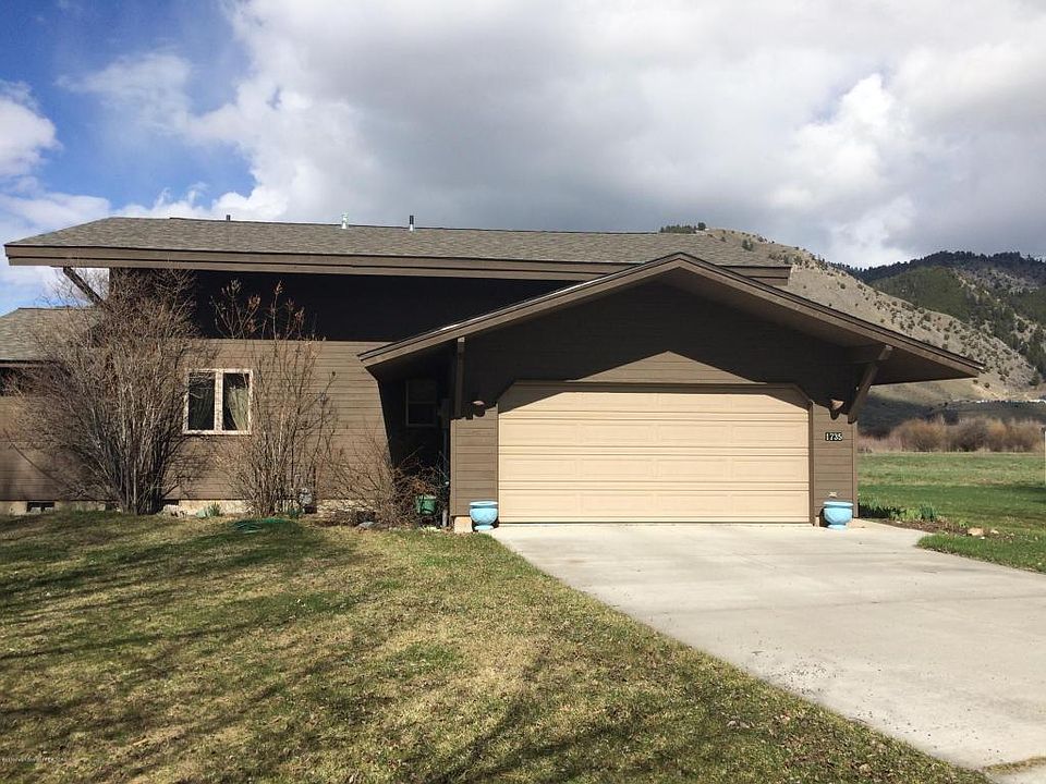 1st image of 1735 W Diamond Hitch Dr