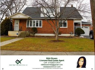 88 Edgecomb St, Albany, NY 12209