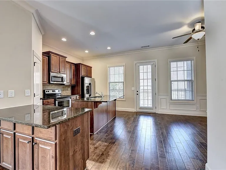 2448 Tenor Ln — Photo 24