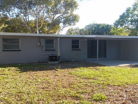 5th image of 2118 Barcelona Dr
