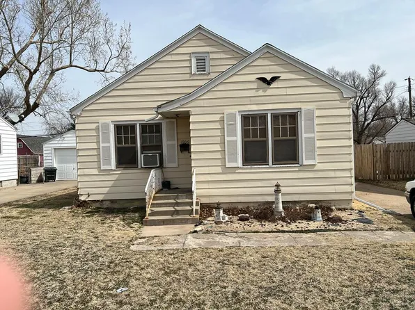 1906 Van Buren St, Great Bend, KS 67530