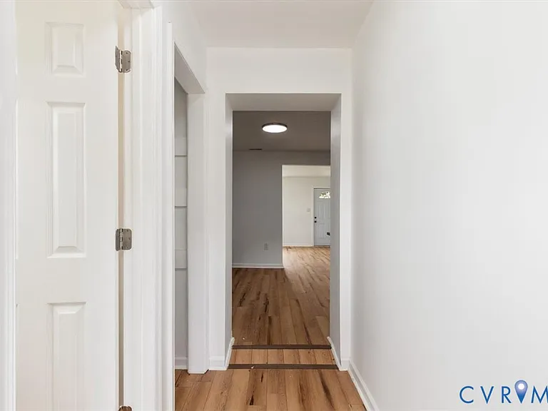 1806 Sussex St — Photo 26