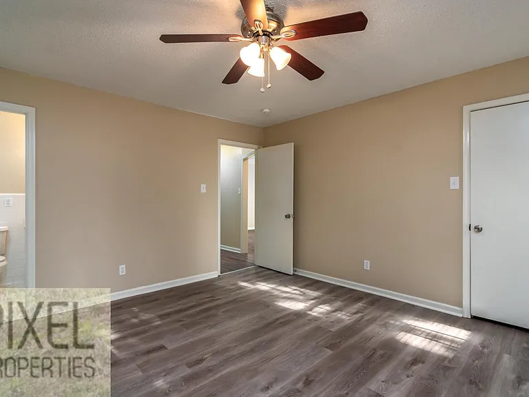 47 Flag Rd — Photo 19