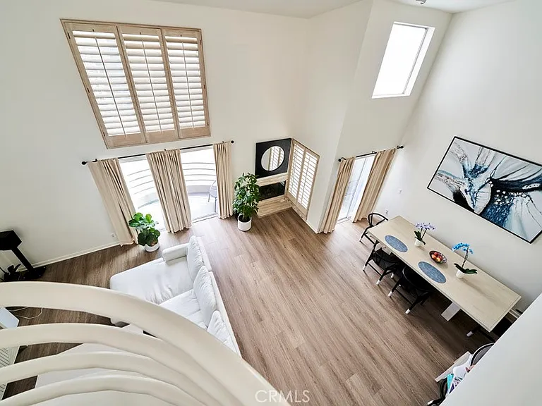 1617 S Beverly Glen Blvd #303 — Photo 7