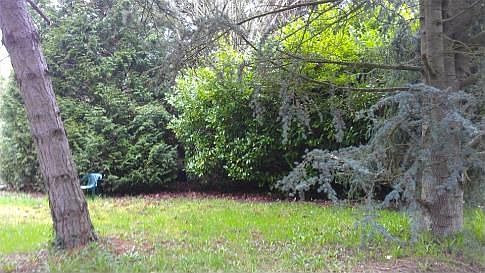 3rd image of 20411 Des Moines Memorial Dr S