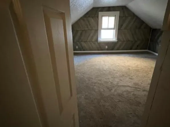 3656 E 63rd St, Cleveland, OH