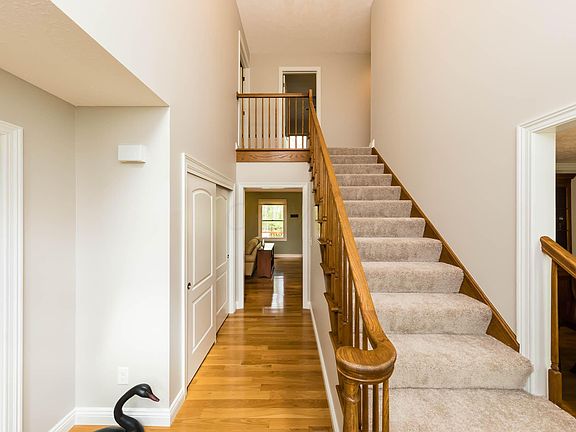 4th image of 7353 Earlsford Dr