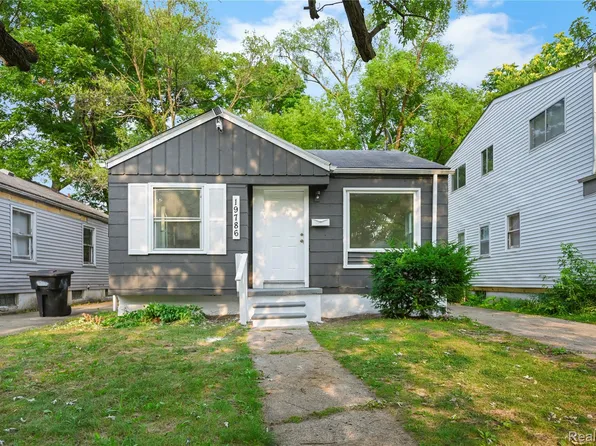 19786 Oakfield St, Detroit, MI 48235