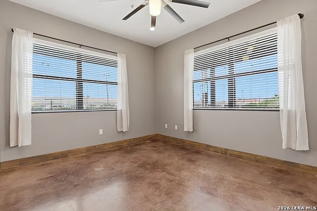 1542 N Alamo St #201 — Photo 9