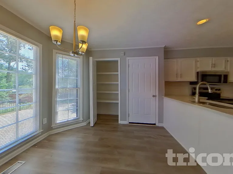4809 Glenwhite Dr — Photo 5