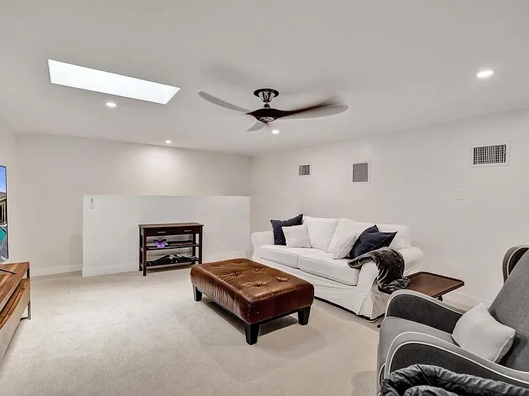 5569 Wind Drift Ln — Photo 70
