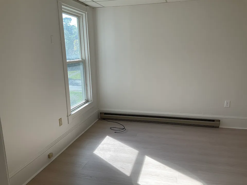 241 Broadway #5