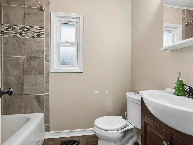 188 Nanti St — Photo 8