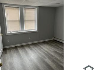 309 N 10th St APT B, Darby, PA 19023