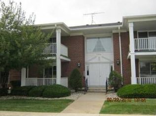 2160 Fort St #A-3, Trenton, MI 48183