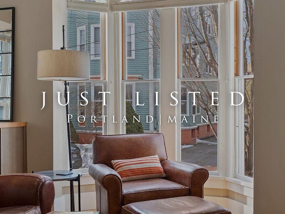 living room with bay window