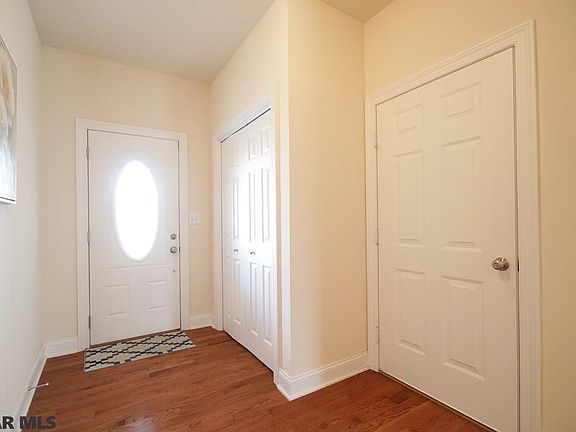 2nd image of 142 Rosewood Cv